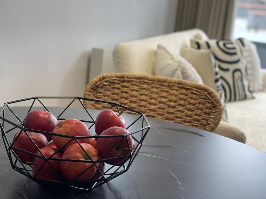 Trendy Apartment In Cardiff Free Parking Buitenkant foto